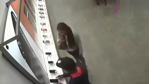 高科技產(chǎn)品的革新之旅，體驗(yàn)未來(lái)科技生活的狠偷偷最新之旅