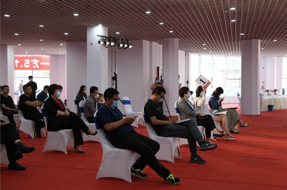 衡水拍賣最新動態(tài)，科技盛宴重塑未來生活體驗