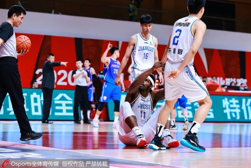 肯帝亞男籃最新動態(tài)，多維度觀點分析揭秘球隊現狀