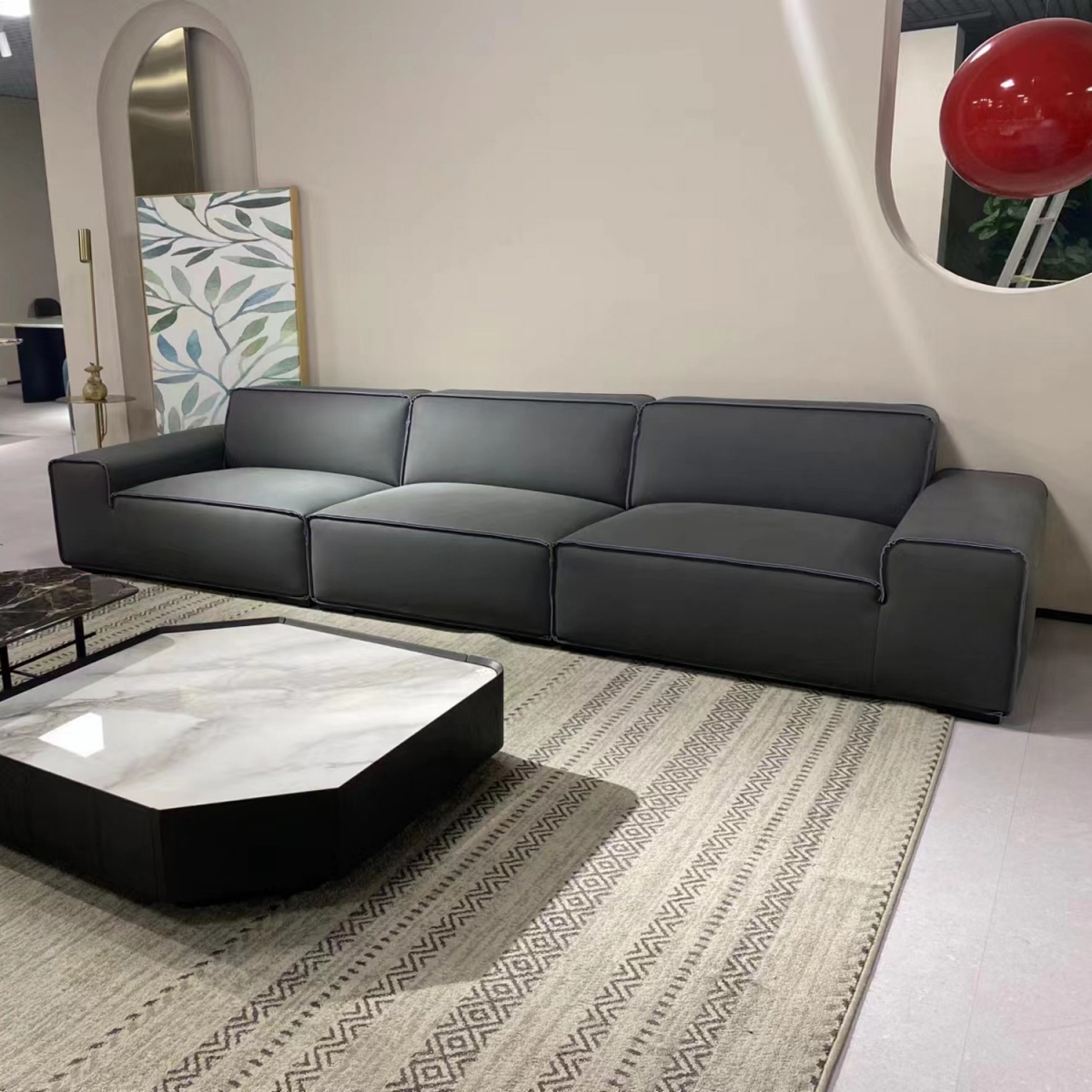 最新款沙發(fā)圖片，展現(xiàn)變化中的學(xué)習(xí)，自信與成就感的源泉