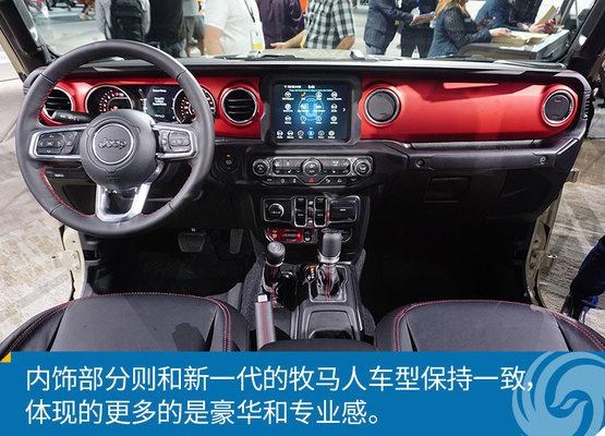 最新WWE狂野角斗士，熱血激戰(zhàn)，榮耀歸來(lái)！