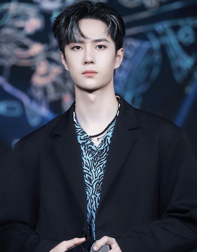 最新挑染發(fā)色觀點(diǎn)論述，時(shí)尚潮流的發(fā)色新選擇