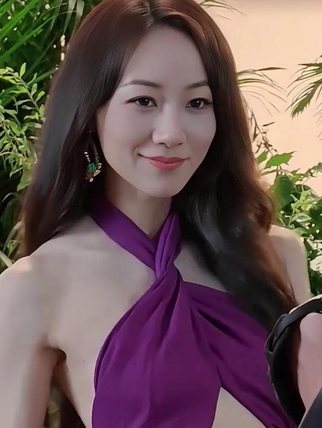 女性頭像時尚潮流演變，最新風(fēng)尚與2025年流行趨勢預(yù)測