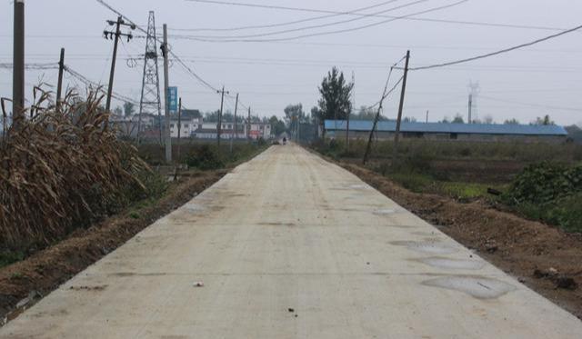 鄧州干部調(diào)整背后的故事，小巷深處的獨(dú)特風(fēng)景與美食瑰寶揭秘