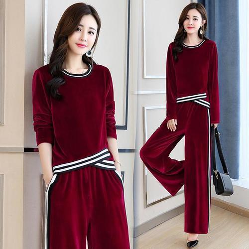 2025秋季女裝流行趨勢(shì)，自信與成長(zhǎng)力量的時(shí)尚變遷