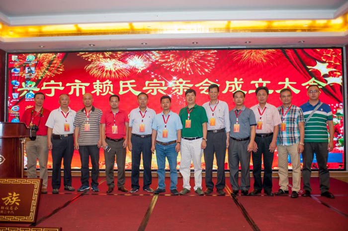 賴氏最新動(dòng)態(tài)引領(lǐng)科技潮流，重塑未來生活體驗(yàn)新篇章