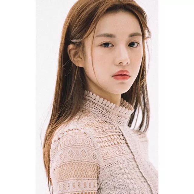 全智賢最新Instagram動(dòng)態(tài)，自然之旅探索內(nèi)心平和之美