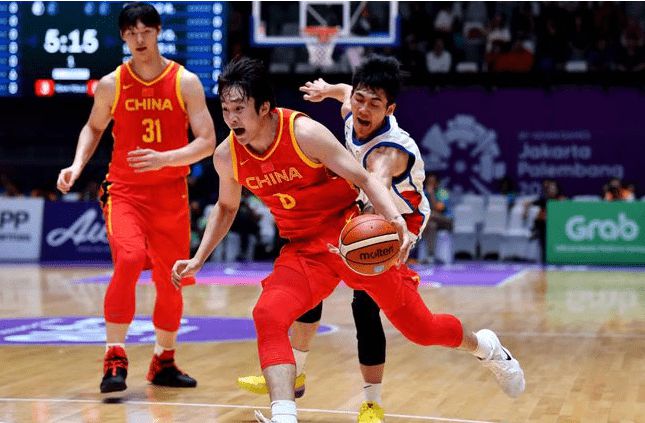 揭秘籃球愛好者隱藏寶藏的特色小店，最新國家隊籃球與小巷中的籃球奇緣