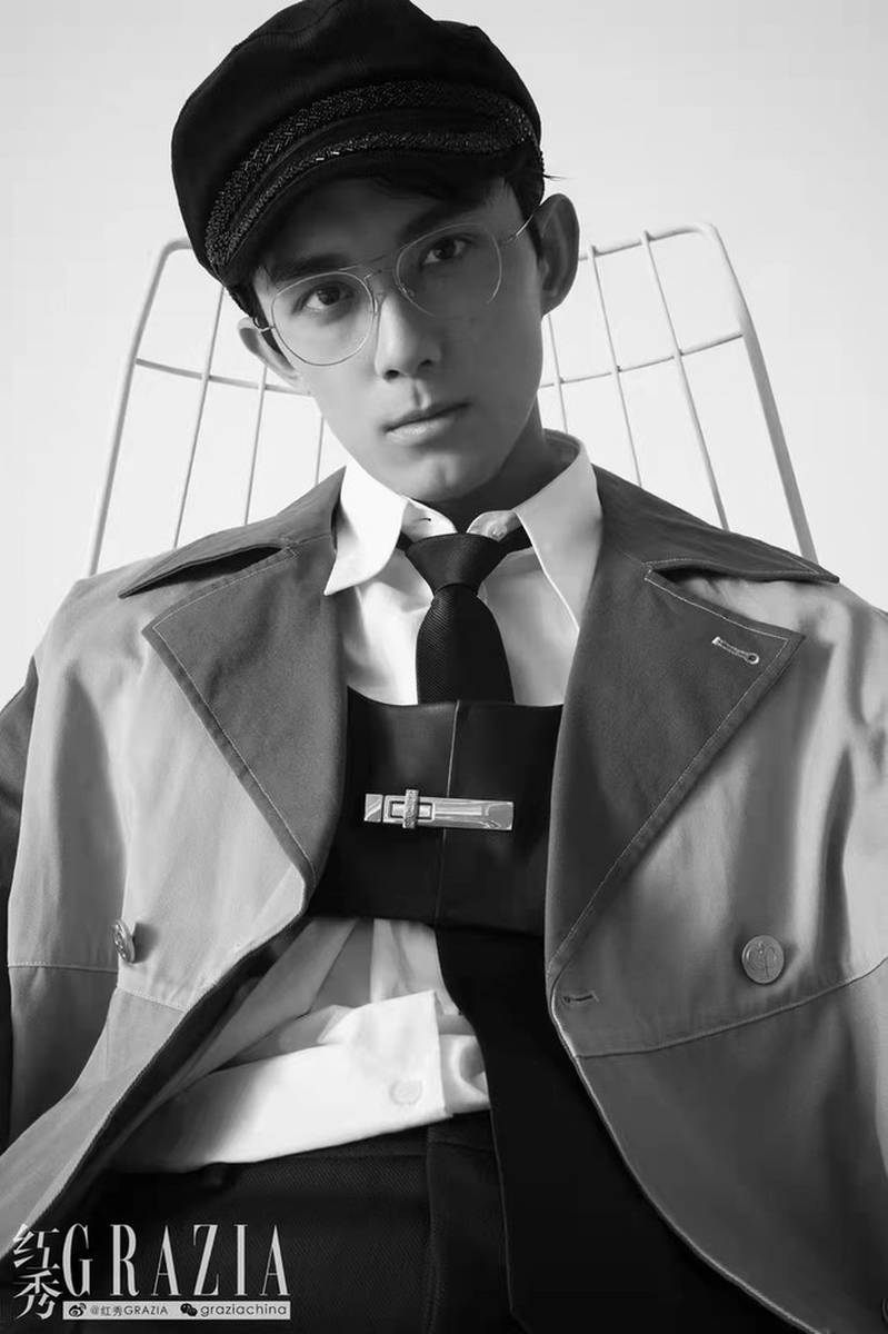 吳磊最新雜志封面，熱血少年的魅力無限風(fēng)采