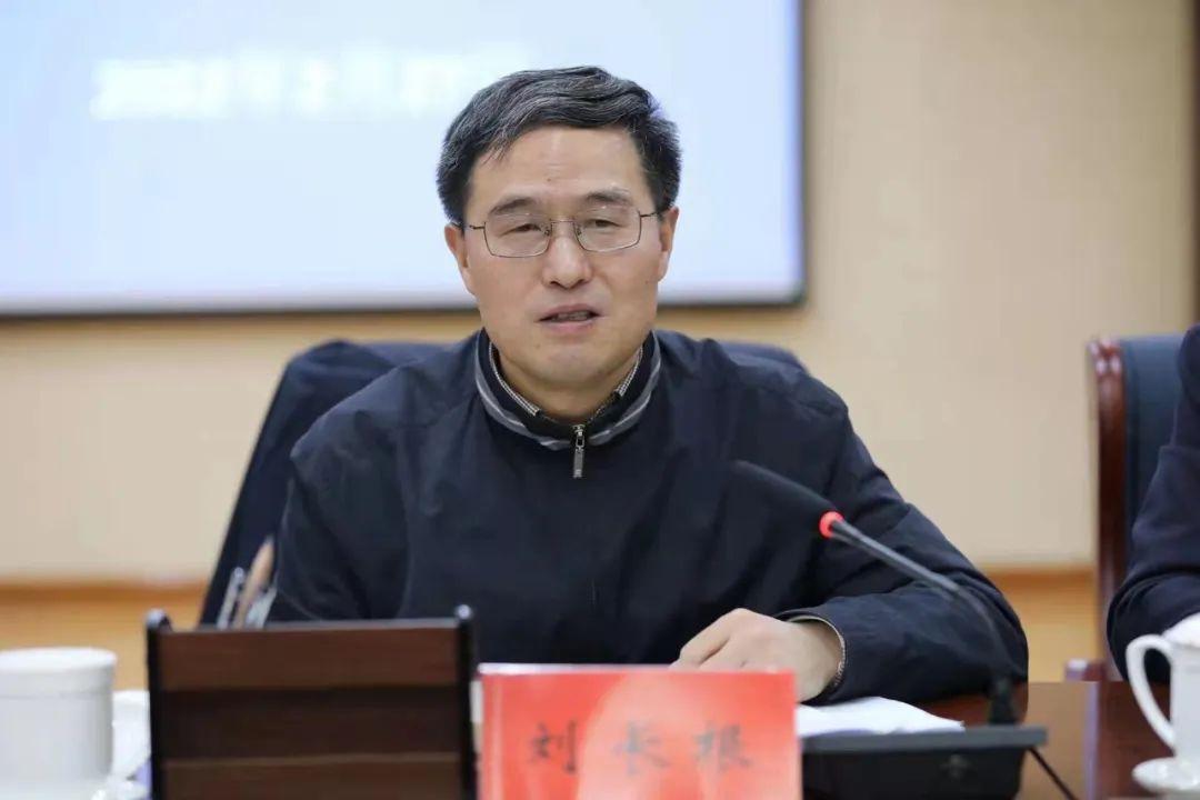 運(yùn)動(dòng)場(chǎng)館燈具 第50頁