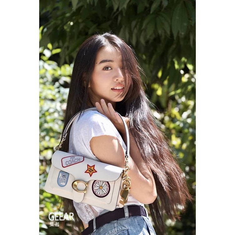 希咲彩最新番號(hào)，友情色彩的日常揭秘