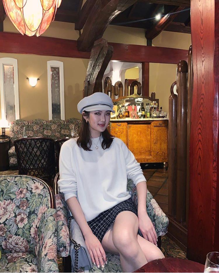 華為最新款女士智能手機(jī)，科技與時(shí)尚的完美融合亮相！