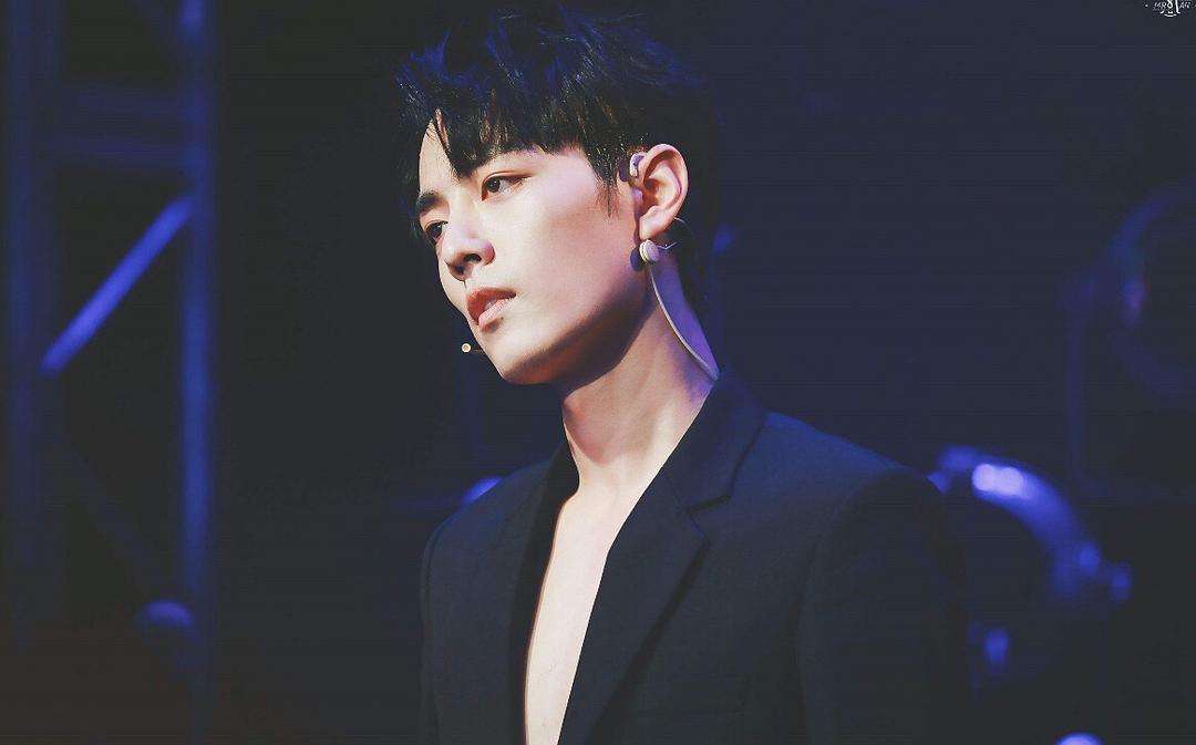 肖戰(zhàn)黑料最新揭秘，科技新星下的智能生活體驗(yàn)